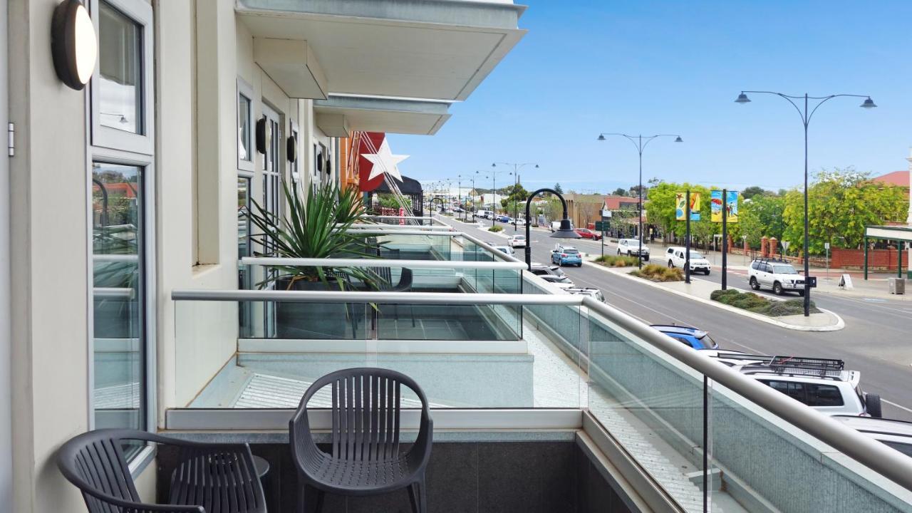 Semaphore Splash Apartments Port Adelaide Екстериор снимка