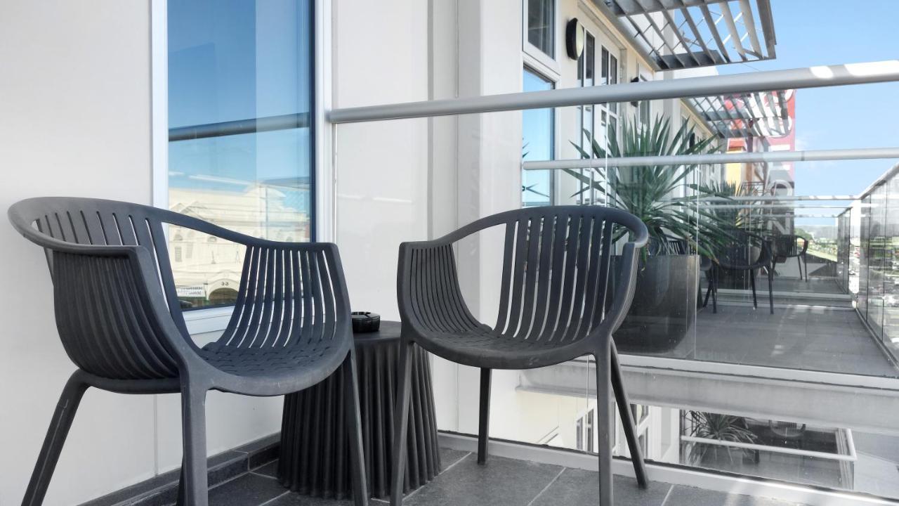 Semaphore Splash Apartments Port Adelaide Екстериор снимка