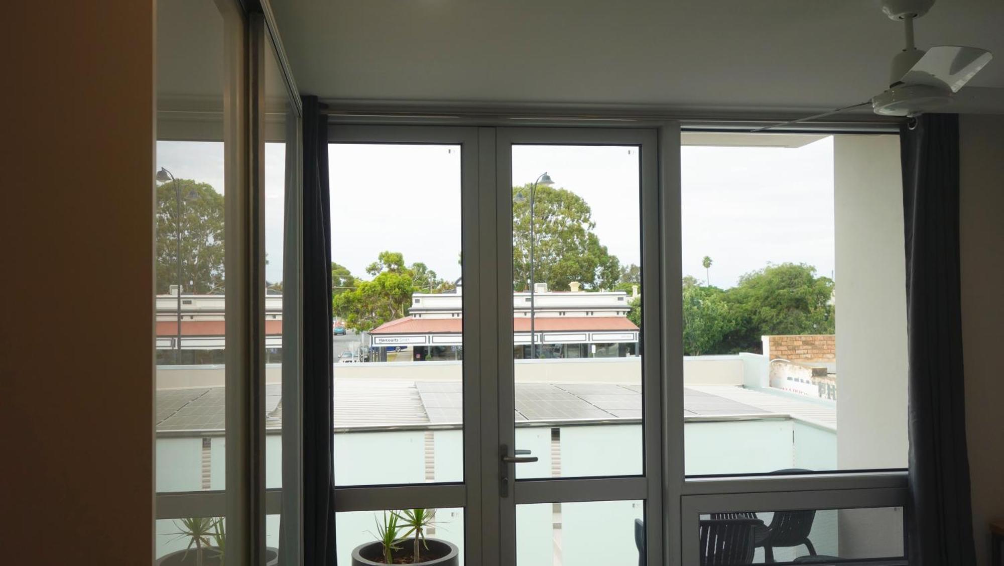 Semaphore Splash Apartments Port Adelaide Екстериор снимка