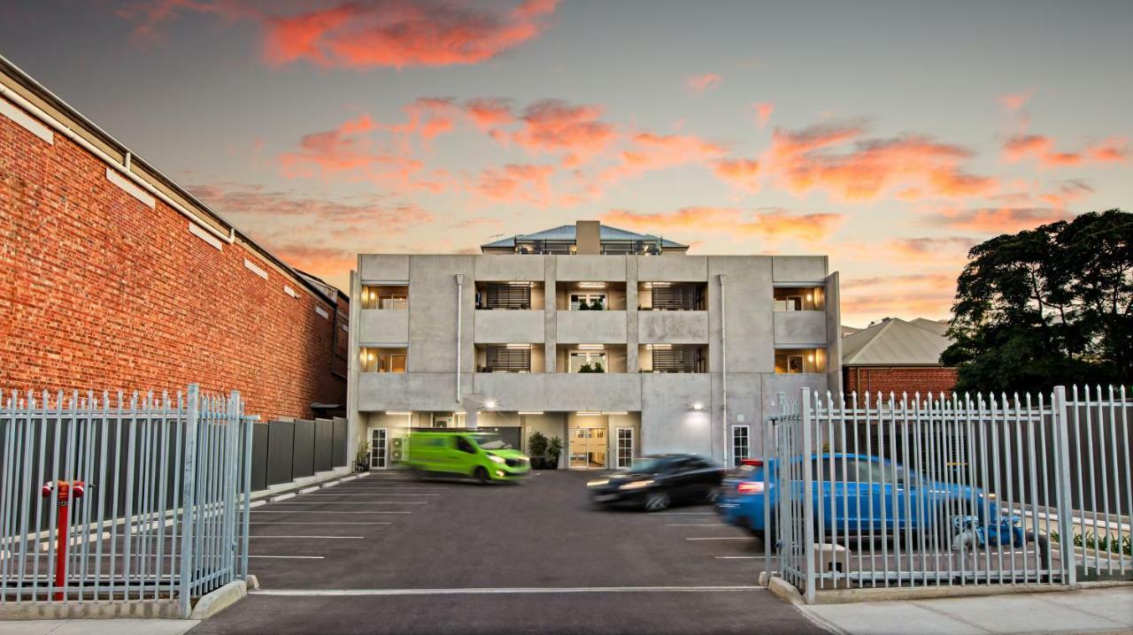 Semaphore Splash Apartments Port Adelaide Екстериор снимка